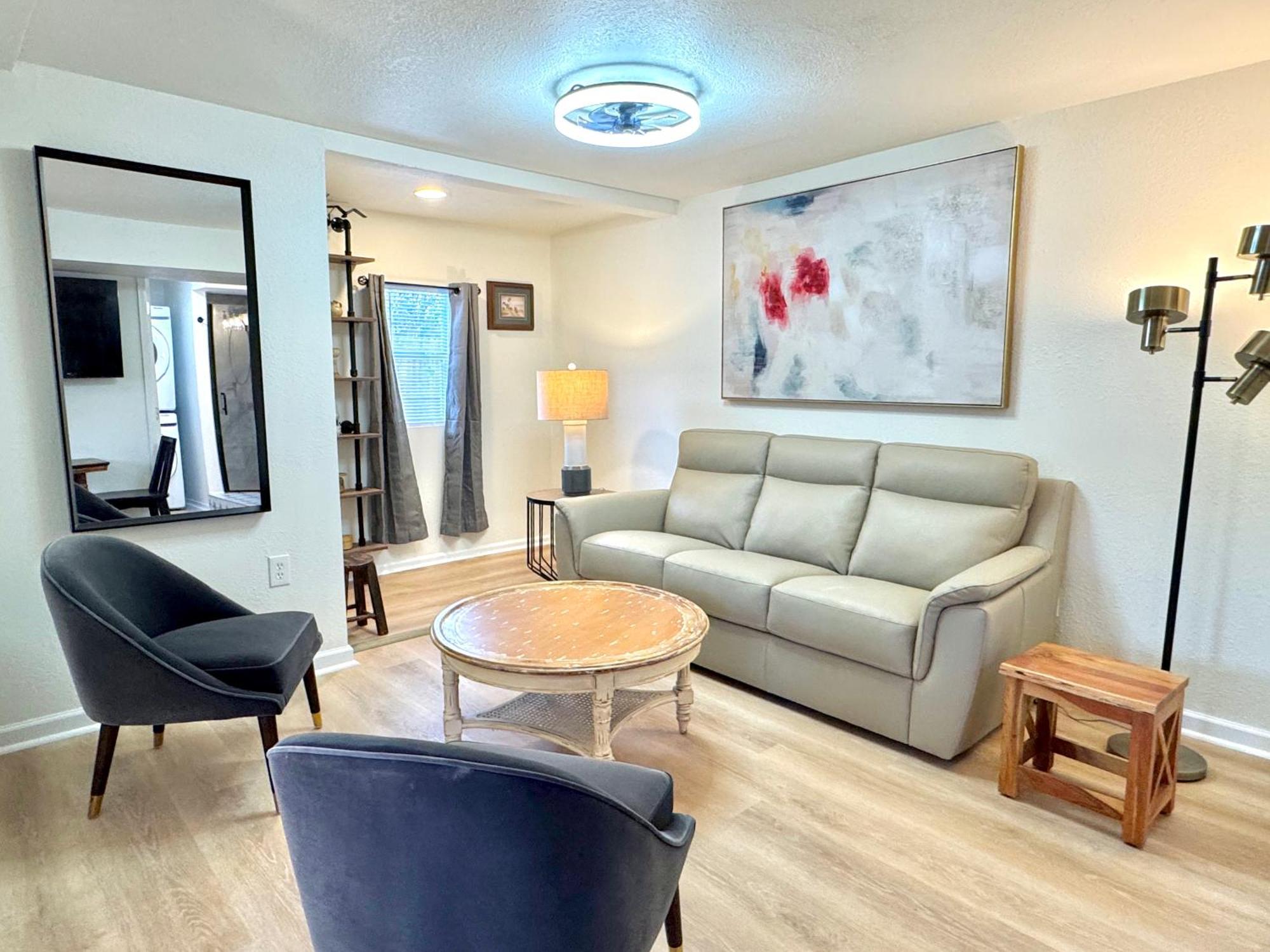Upgraded Suite - Easy Access To Uptown #N29 Oklahoma City Exterior photo